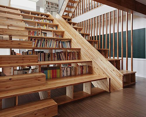 bf-library-staircase-w-slide